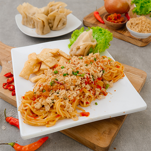 Mie Nyinyir Sadis  Ayam