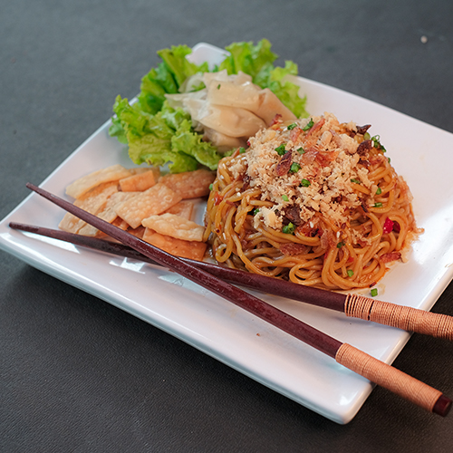 Mie Julit Frontal  Ayam 