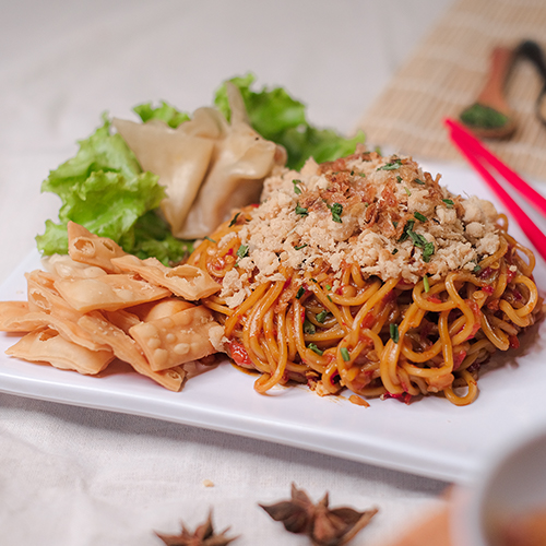 Mie Julit Sadis  Ayam