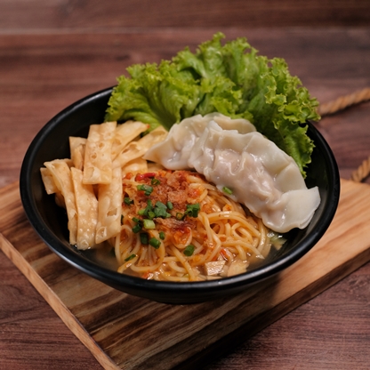 MIE MEWAH